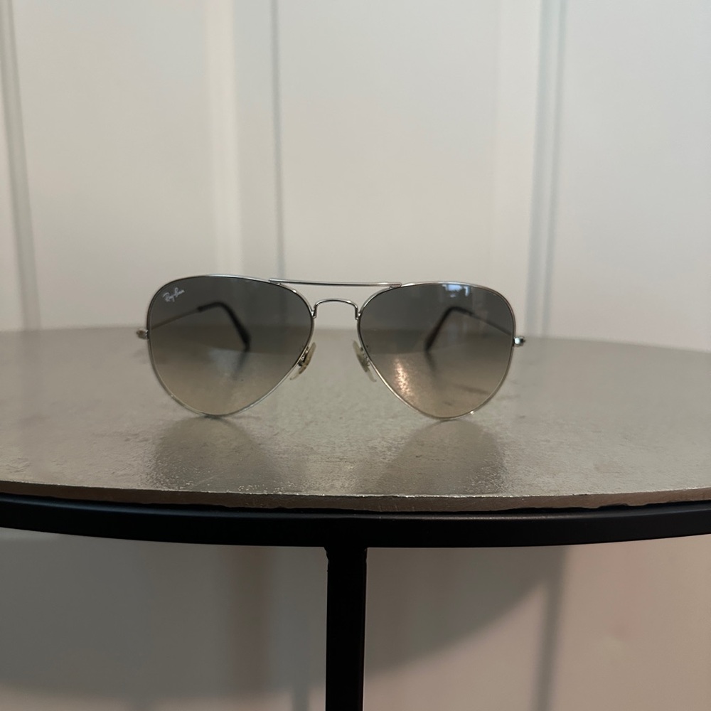 Ray-Ban Silver Aviator Classic Sunglasses